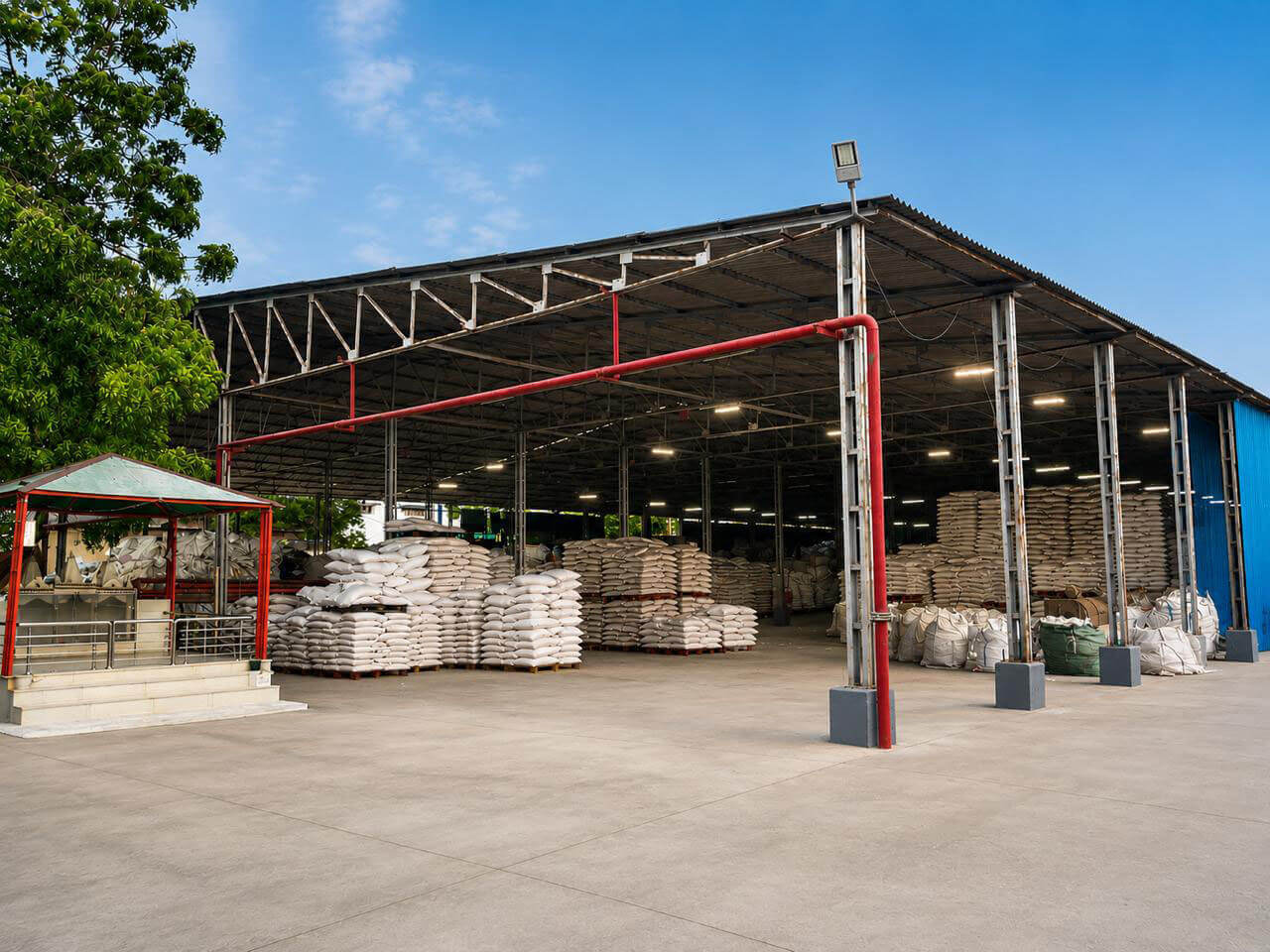 Luckystar plastic manufacturing facility at Kandla Special Economic Zone